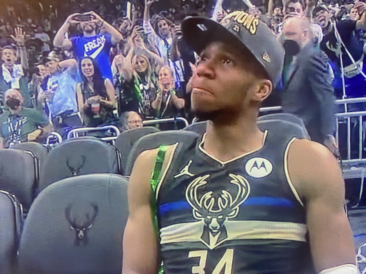 AaronNagler's tweet photo. Greatness https://t.co/zZ4SzKZ50S