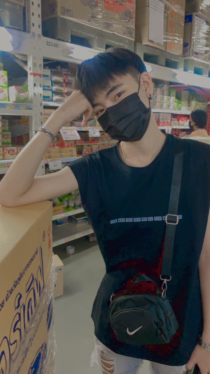 I_arayaa's tweet photo. ถ้าไม่เคยกดหัวใจให้เรา ก็อย่าหวังจะได้กดหัวเรา 🤭
#แคปชั่นโดนๆ #แคปชั่น #แคปชั่นน่ารัก #แคปชั่นอ่อย https://t.co/9IrJ7arsC5