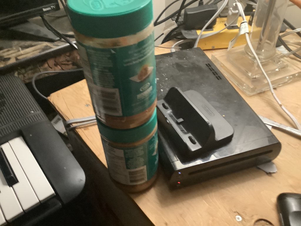 ASimpleSample's tweet photo. The stand https://t.co/IuTmYd7Guo