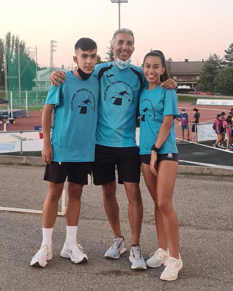 Campeonato de España Sub-16 2021 (Lleída)
Un gran trabajo por parte de su entrenador Manuel Núñez. 
☑️ <a href="/aandreeaa06/">𝙰𝚗𝚍𝚛𝚎𝚊</a> 4a. 🇪🇦 Sub16. 1.500 obs. (5'09"79)
☑️ Samuel Barradas 9° semifinales 1.000m (2'42"07)

<a href="/Atletismovalen1/">Atletismovalenciadealcantara</a> 
<a href="/valenciadealcan/">Ayto. Valencia de Alcántara</a> 
<a href="/FedExtAtletismo/">Fed. Ext. Atletismo</a>