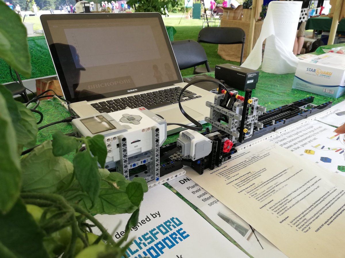 We are set up and ready for some science, strawberry extractions and DNA sequencing <a href="/excalibur_h2020/">EXCALIBUR</a> @niabemr <a href="/NHM_Science/">Science at the Natural History Museum</a> <a href="/NHM_London/">Natural History Museum</a> <a href="/The_RHS/">The RHS</a> #RHSTattonPark ....and it is wonderful sunny weather!