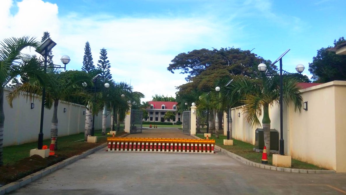 Product: Deep mounted road blocker
Brand: ZASP
Model: HA401-650, K8
Locations: Chinese Embassy in Mauritius
Applications: Anti-terrorist
#safety #roadblockers #accesscontrol #perimeterprotection #perimetersecurity #antiterrorism #hvm #zasp #antiterrorist #securitybarrier