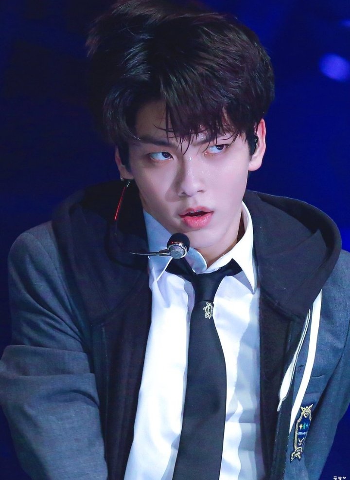 ً (@rockstarchoisb) on Twitter photo 