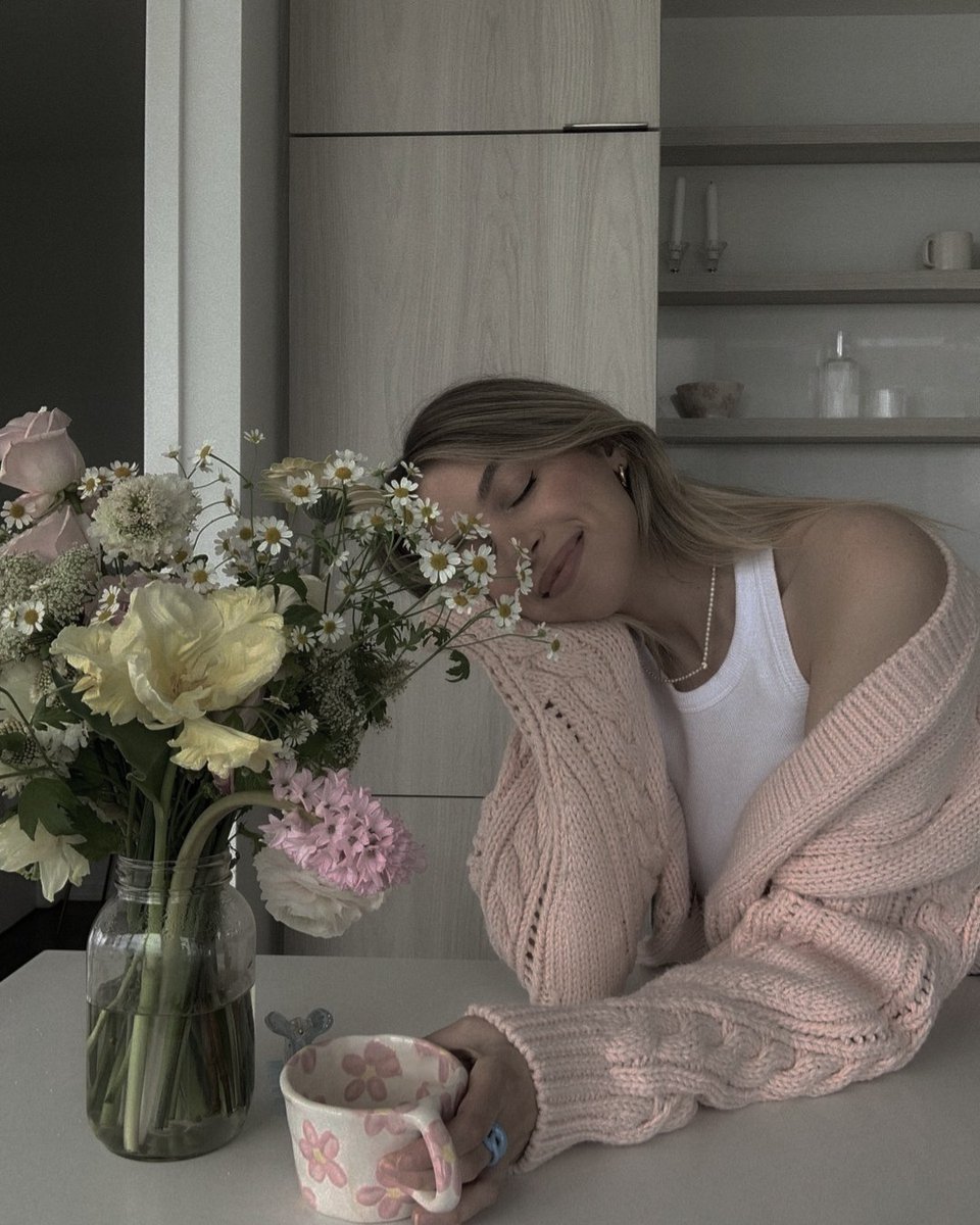 ⠀
⠀ ⠀ ⠀𝐭𝐡𝐢𝐬 𝐢𝐬 𝐰𝐡𝐚𝐭 𝐲𝐨𝐮𝐫 𝒄͟𝐚𝐦𝐞𝐫𝐚 𝐫𝐨𝐥𝐥 
⠀ ⠀ ⠀𝐰𝐨𝐮𝐥𝐝   𝙡𝙤𝙤𝙠 𝙡𝙞𝙠𝙚   𝐢𝐟 𝐢 𝐰𝐚𝐬 𝐮𝐫       
           𝔤𝔦𝔯𝔩𝔣𝔯𝔦𝔢𝔫𝔡.                         𝐩𝐚𝐫𝐭 𝟐
⠀