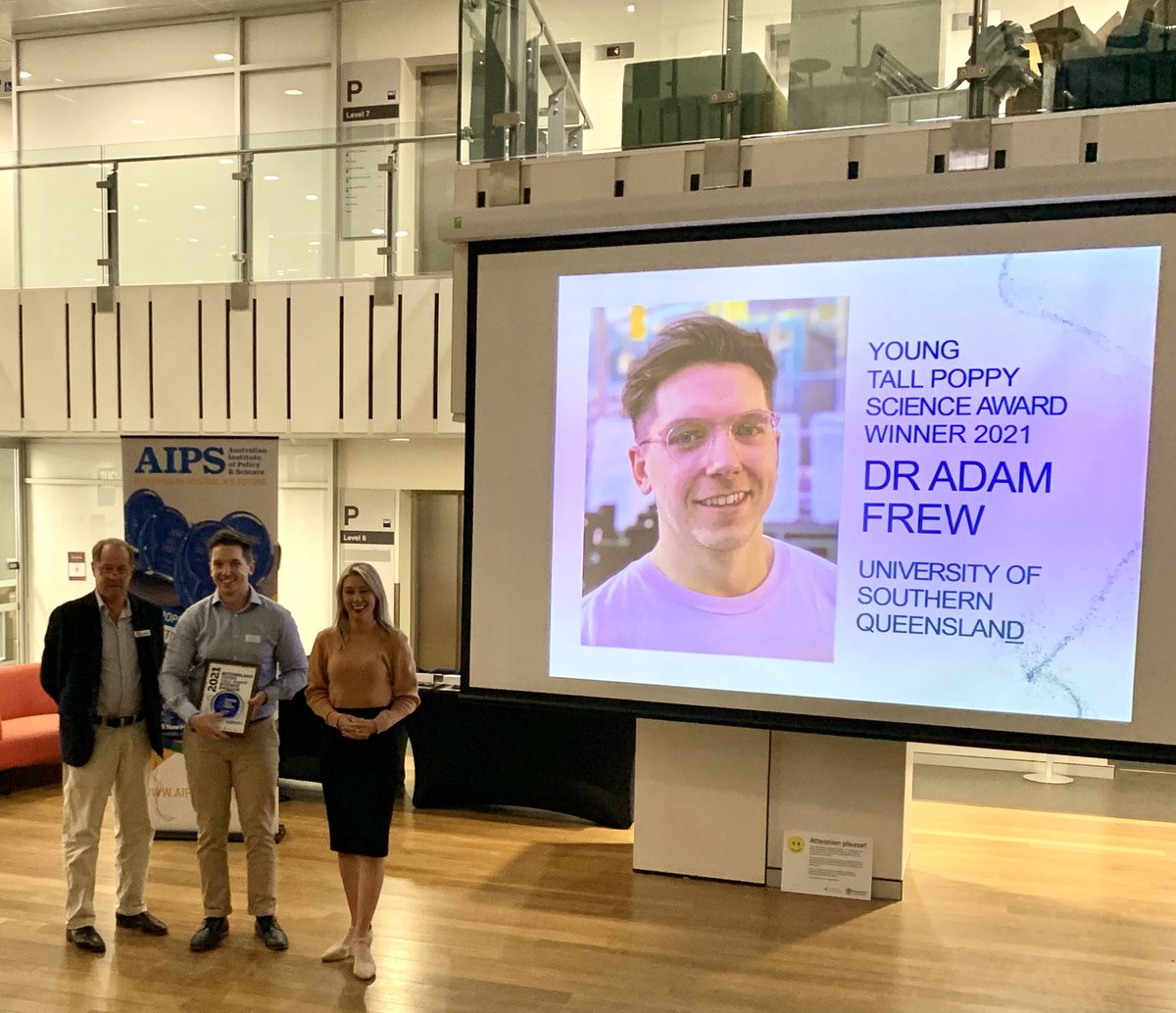 frewecologist's tweet photo. Thrilled to be awarded a prestigious Queensland Young Tall Poppy Award #TYP2021🎉🐛 Huge thanks to @aipolsci and support from @usqedu @SamanthaFRose Congrats to all the other awardees. https://t.co/rcWdZQ3NMP