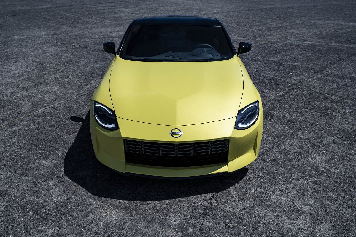 AutoTimesNews's tweet photo. In just a few weeks, the new Nissan Z will debut.According to a report from Japan, it will be only the first of a series of variants to follow in the coming years.

It is now known that the new Z will receive a 3.0-liter

https://t.co/kEnbM1vBoJ https://t.co/ehcfxmPNGj