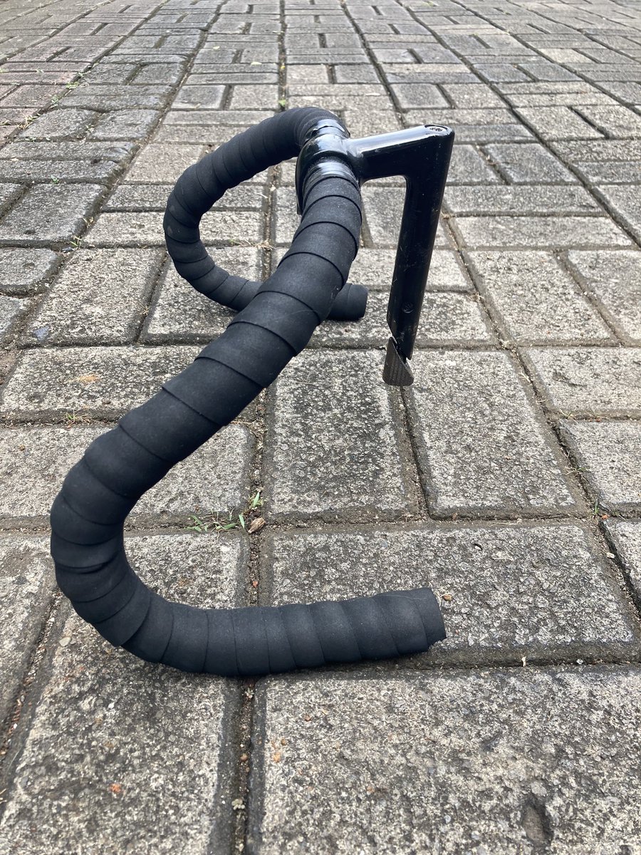Cyclist_Lab's tweet photo. Wts barang2 gak kepake:
- trackbar + quill stem 75mm + bartape 150rb aja
- seatpost united 27.2 70rb aja

Ambil semua 200rb. BL tokped bisa https://t.co/uQSNo6pF1w #fnfjb https://t.co/eFlntKXDTT