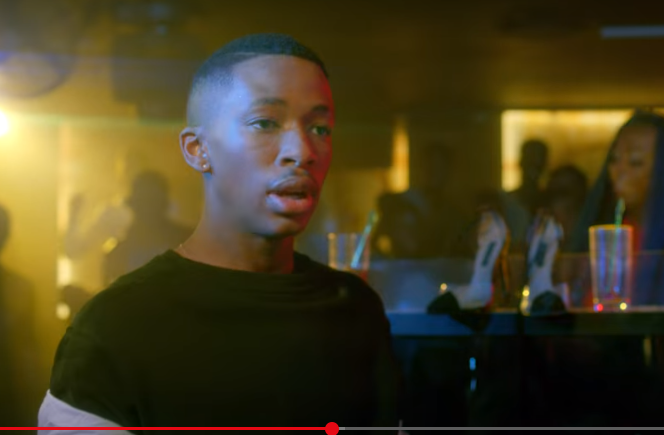 NetflixWatchClb's tweet photo. Remembering that time @lasizwe appeared in #SeriouslySingle
looking like the snack he is🔥😍🥰️ https://t.co/SSAdXo1ePH
