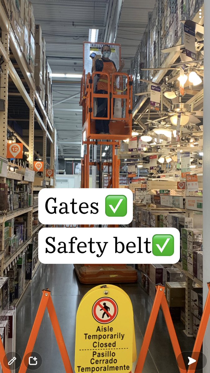Safety First! Associates caught in Action🤩  working #PSSafety and Servicing our Customers #PS4Safety #PSSafetyStandDown #PSallin4Safety <a href="/JabarrBean/">Jabarr Bean</a> <a href="/Crippen1026/">Christian Crippen</a> <a href="/Joanou_Robert/">Robert Joanou</a> <a href="/RoxaneBadua/">Roxane Badua HD1706</a> <a href="/hekyah777/">Brandon Esteves</a> <a href="/jam122910/">Jennifer Materne</a>