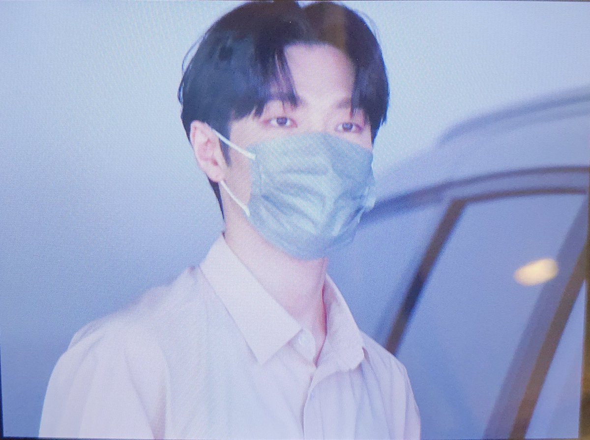 210721 [Preview]📸
예술의 전당 첼로탄츠

피치교수깅 무사 출근 하셨습니다🍑
#홍진호 #교수깅 #호피폴라 #hongjinho