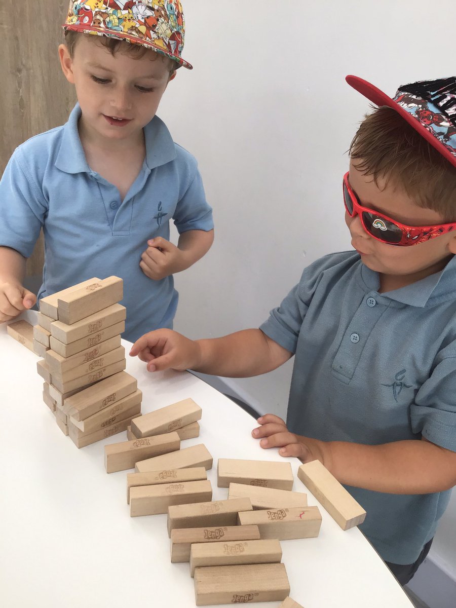 CHPSKidsClub's tweet photo. What a wonderful ( and very warm 🌞)Wednesday we are having so far! Lots of exciting games this morning in #CHPSKIDSCLUB we are having so much fun and soaring through our final week of school🙈🤸🏻 have a great day everyone, as always 🤩💛 https://t.co/pfLPo5Oxfd