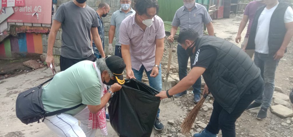 The <a href="/YouthNdpp/">NDPP Central Youth Organisation</a> launched the #CleanKohima campaign with 100s of youth volunteers who have taken to the streets to clean the state capital &amp; spread awareness on cleanliness &amp; public hygiene. It’s a noble venture that needs the active corporation &amp; appreciation of all sections.