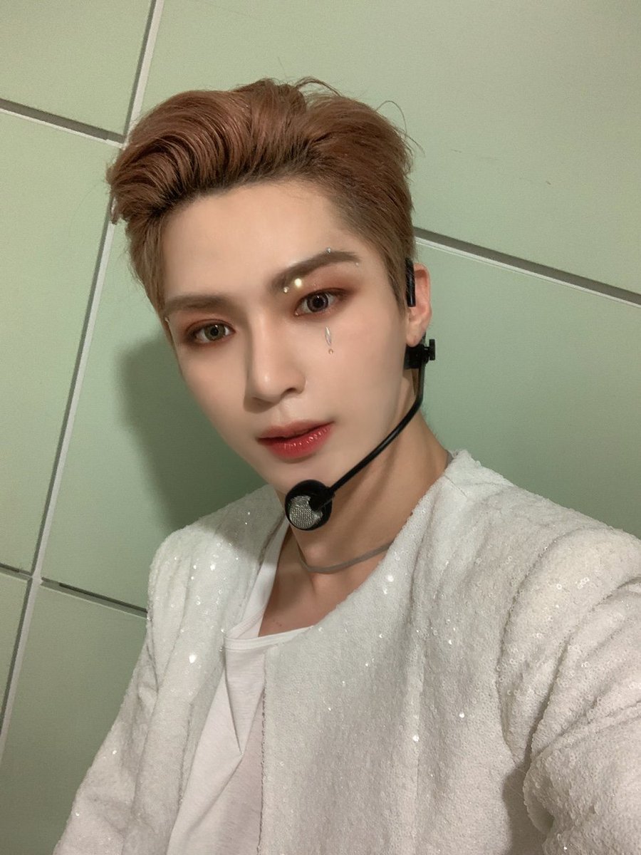 OmegaX_official's tweet photo. [📢]

210721 쇼챔피언
포토카드 배부합니다💌
모두 모여주세요‼

#OMEGA_X #오메가엑스 
#VAMOS #바모스 https://t.co/nrNHnUlt1r