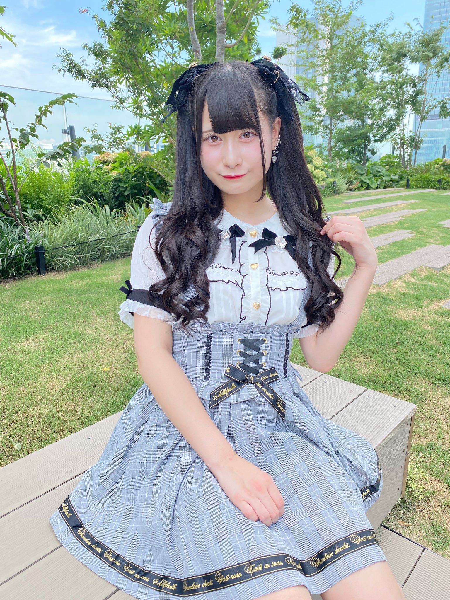 LIZ LISA on X: