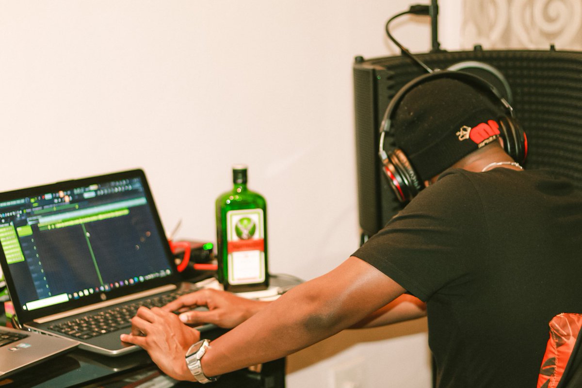 chrisgthegoat_'s tweet photo. proper preparations .
#MIM3
๐ท : @RegoRik https://t.co/U3MwPXkMjv