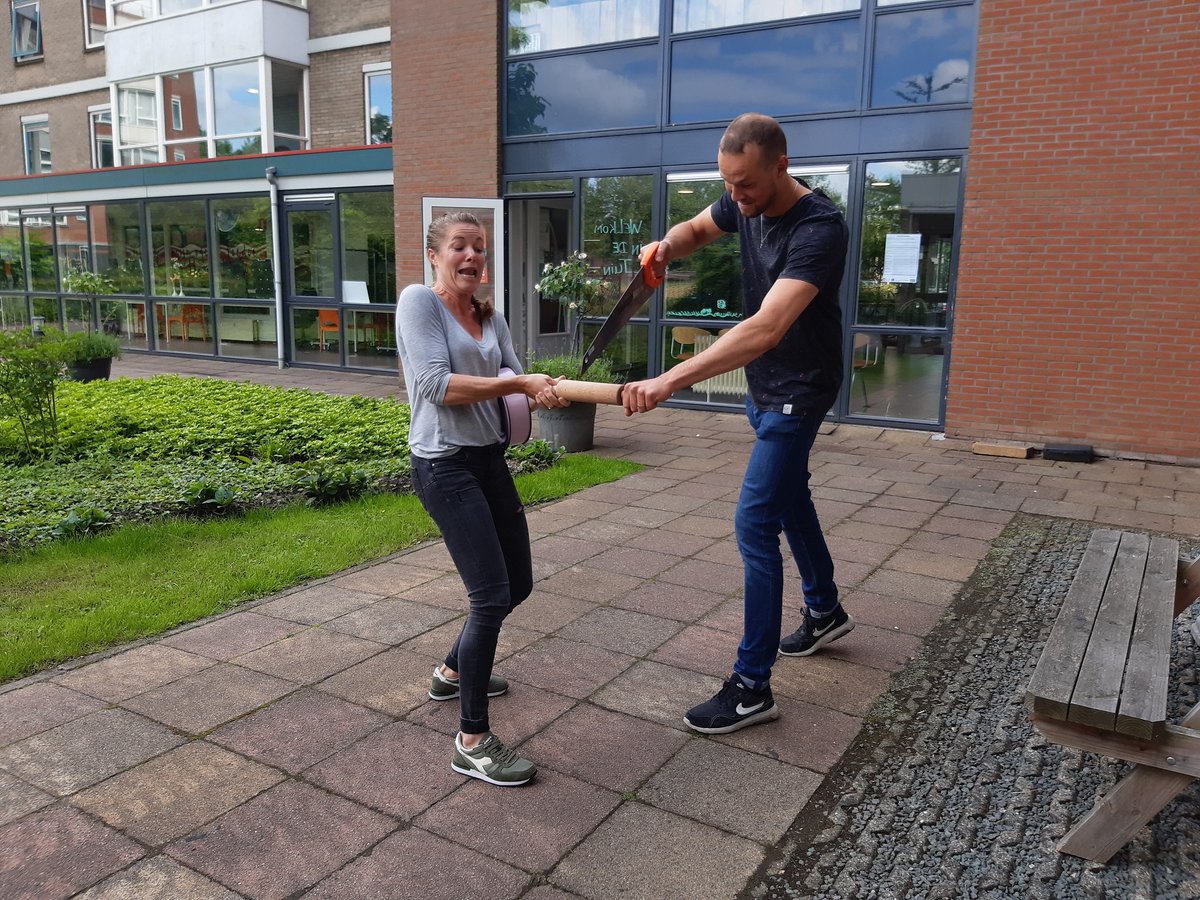 Wij hebben een baan die misschien wel past bij jou! Wat denk je  van een toffe job als woonbegeleider op de Schuilplaats in ’t Harde? Klik snel door naar de vacature (én nog vele andere vacatures). 
ow.ly/T7FY50FzGXv
#werkenbijprofilazorggroep #werkenmetliefde&amp;lef