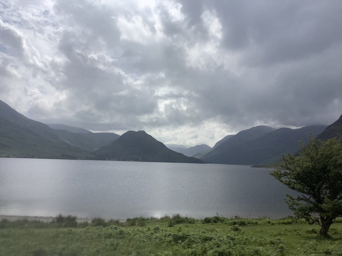 ceadela's tweet photo. @LakesStiles @tismenic70 @Soapy_Wit_Tank @LordOrk @Yeti98_ @WindowsLake @ProjectWHYUK @tutty352 @SlCathy @clouds_go_by @LansdellMum @RuthRendell1 Cooling Crummock on 2nd July #wanttobethere https://t.co/qGl4nQJUpf