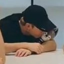 linopikudo's tweet image. tava todo mundo conversando e rindo e o bang chan estava assim 🥰🥰 com o wolfchan