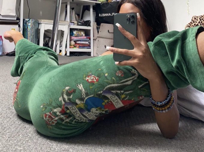 tl sleep? hows my form https://t.co/qcFhED2PoN