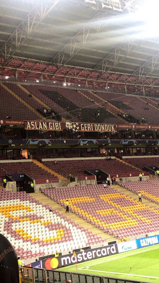 Günaydın #Galatasaray Ailesi! 

#ultrAslanUNI