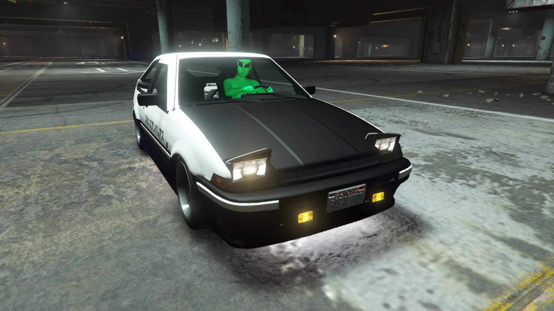トーラス グラセフ5にae86 トレノをほぼ再現できる新車登場 ゲーム内ではフトって名前だけどボディーペイントを変えるとトフになる 豆腐だね 日本語も藤原とうふ店の位置にあるしタイヤの名前はフジワラ カスタム 頭文字dごっこがより忠実にしやすくなっ