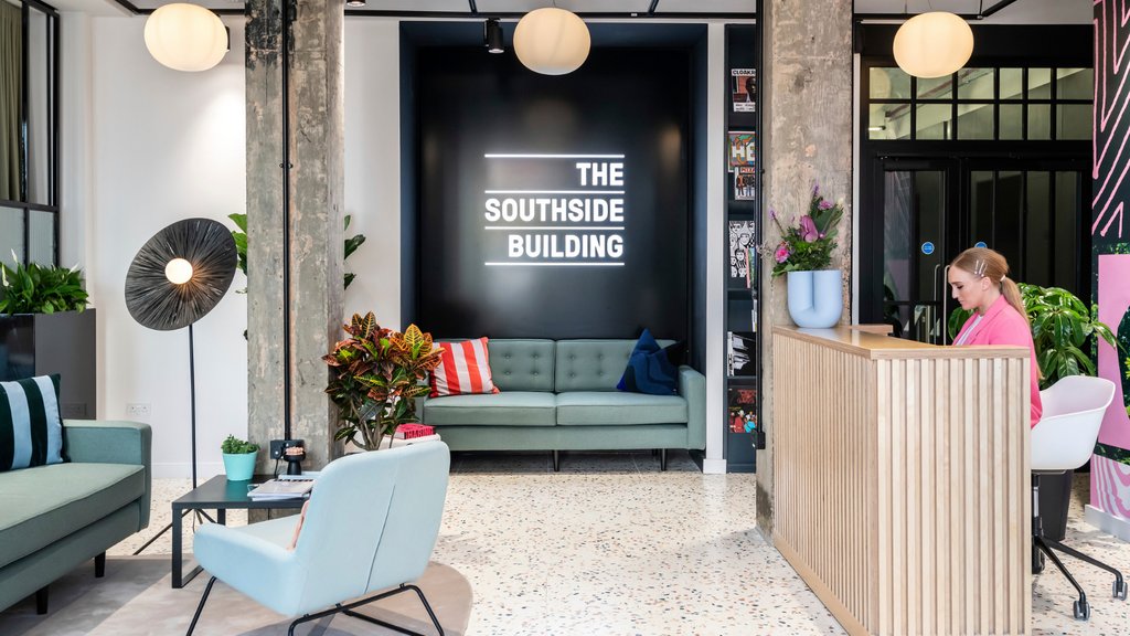 Our doors are OPEN!
We like friendly faces… come on IN ☺️
#experienceadifferentSIDE