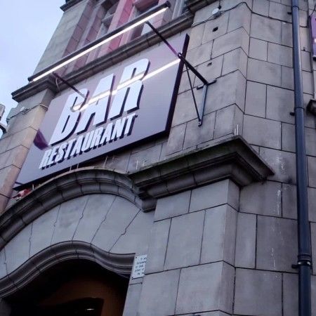 WE'RE OPEN FOR LUNCH!

We're here all day from Midday, our Lunch menu is available until 4pm and our Main &amp; Pizza Menus are available all day ⠀
⠀
What better way to survive the heat than having a munch and refreshing cocktail with us here at And why not...⠀