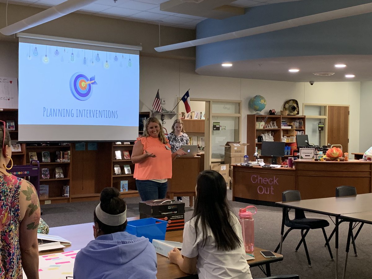 ValdesNativ's tweet image. Differeantoated learning experienced or our staff #LISDConvocation21 @LewisvilleES @LoriLitchfield