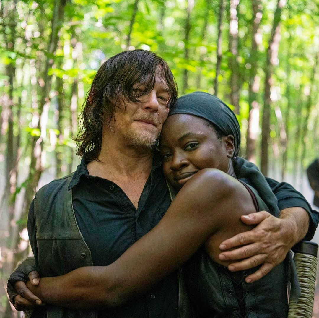 artsgrimes's tweet image. norman reedus and danai gurira 🥺