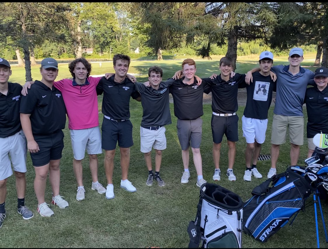 LCBoysGolf1's tweet photo. Another annual alumni match is in the books! 
Congratulations to our ‘21 seniors and Dominik Cosic on the win today👏🏼

Best of luck goes out to our graduated seniors as they continue on to their college carrers.📚⛳️ https://t.co/Kbr3NqGdok