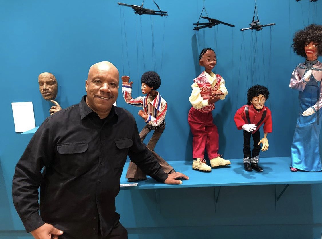 puppetfringenyc's tweet photo. Explore NYC famous black community, Harlem, in “Harlem River Drive” with Bruce Cannon. In this doc. story told by puppet Uncle Mervin and his nephew Abdul, we will get to explore and learn about the vivid trials, tribulations and historic landmarks that of Harlem #PuppetFringe https://t.co/6cFjeggjBv