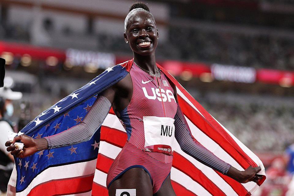 why haven’t i seen anyone talk about Athing Mu who won USA’s first gold medal in the 800m in 53 years?!? she’s BEAUTIFUL 😍🥇