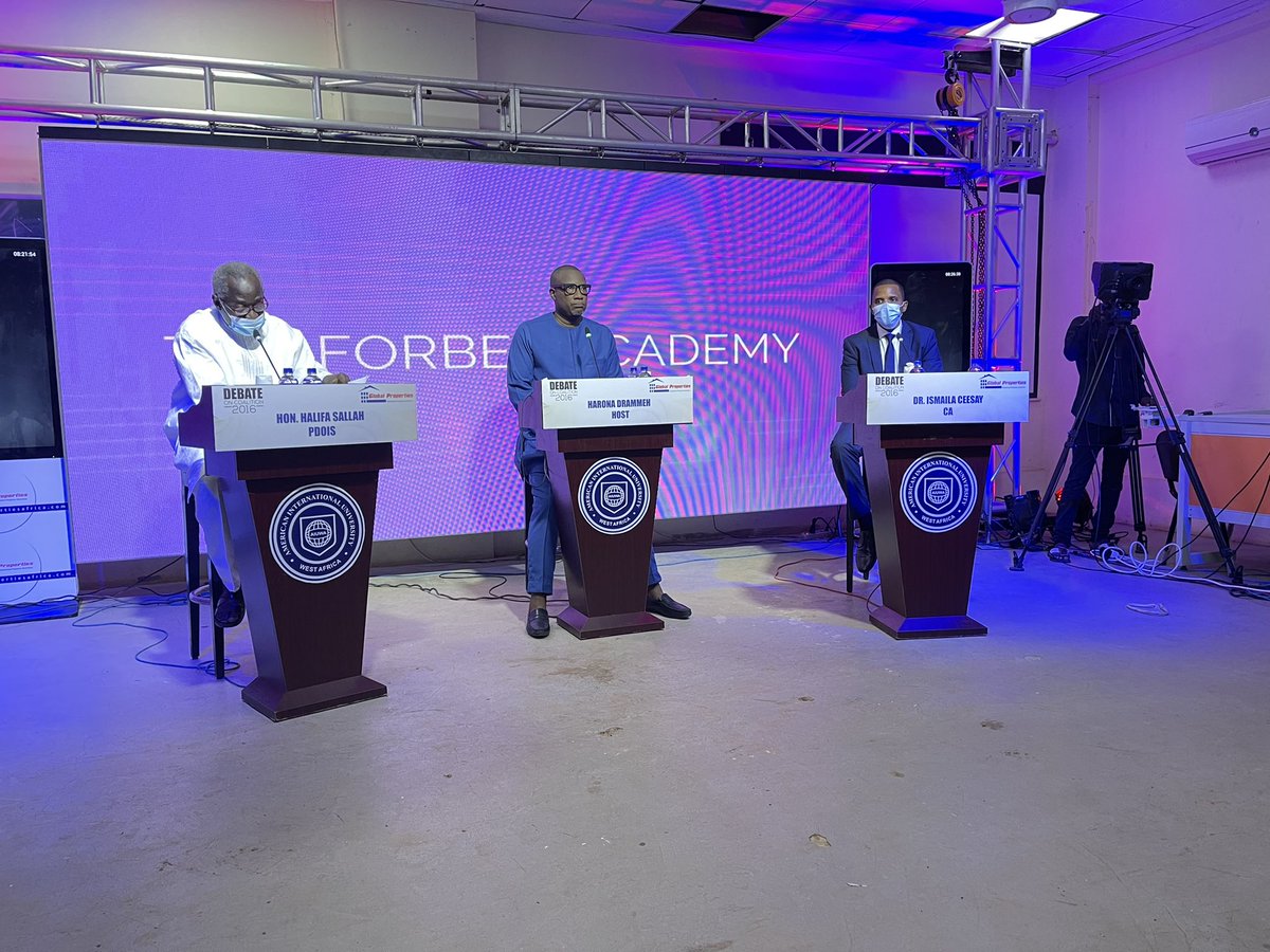 ISMAILACEESAY's tweet image. It was great honor sharing platform with Hon. Sallah to debate national issues. I commend him for accepting the challenge &amp;amp; @haronadrammeh for providing the platform &amp;amp; moderating. This give us the opportunity to vote on policy &amp;amp; encourage other aspiring candidates to follow suit.