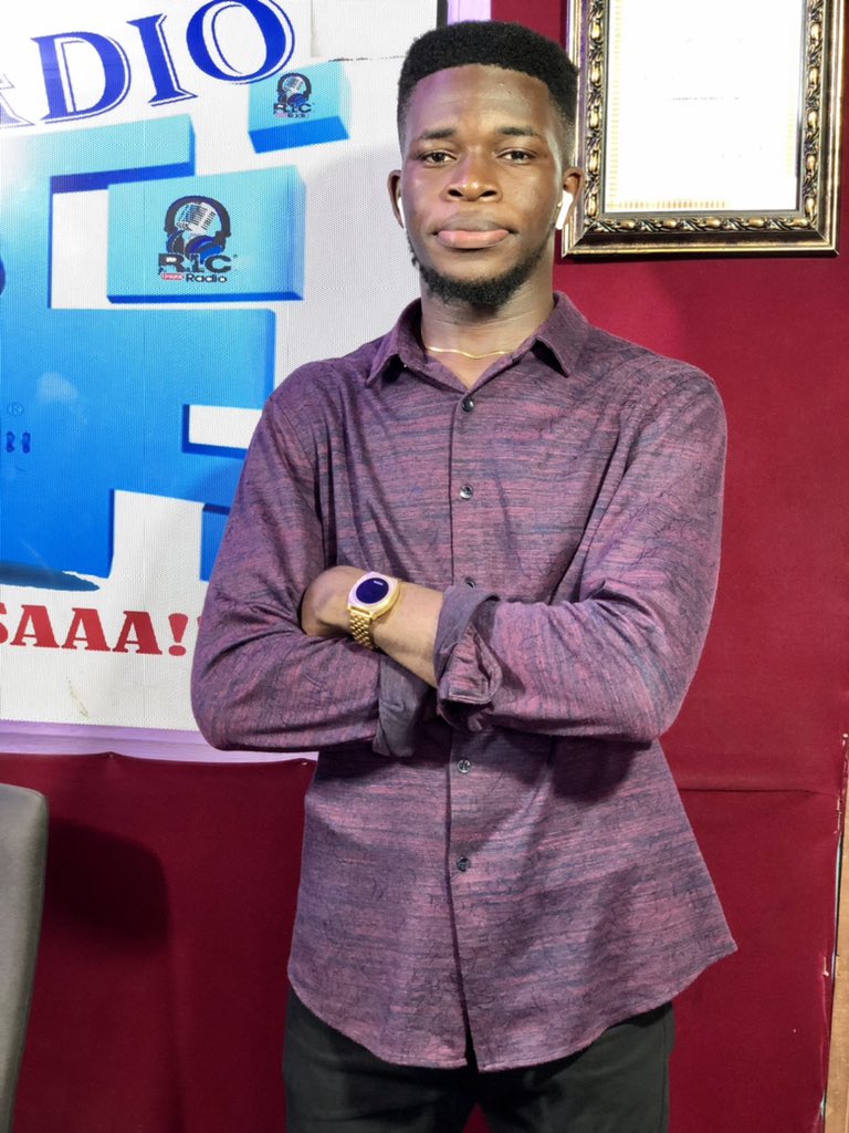 McKodjo's tweet photo. Official Kuwani with Mc Rockydat on RIC RADIO 📻 @McKodjo @wiselink13 @shattawalegh @ChakantuksaaCom @Kobby_Blaq5 @KuwaniOfficial https://t.co/afGSSM3KCo