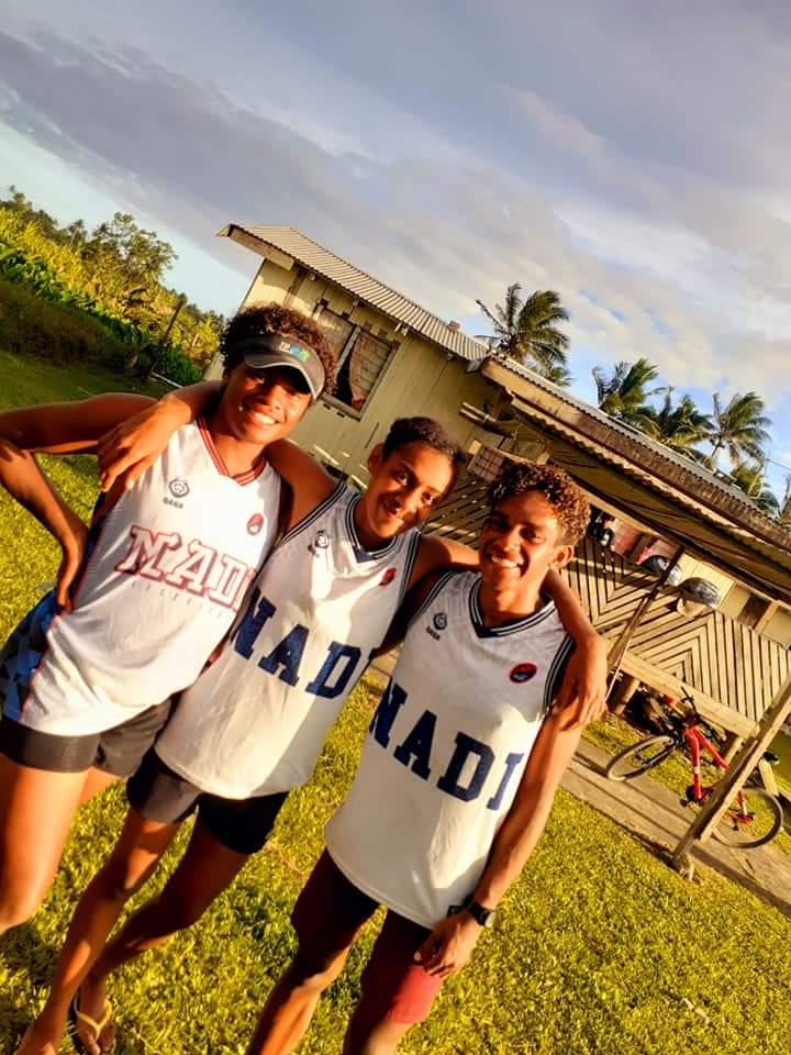 robanakadavu_'s tweet photo. I miss playing 🤍😭 #VulaniSwift
*my stomach popping in the first photo* 🤦♀️
#DranikulaSevens2019 #SwiftTeam https://t.co/croJLdW5ds