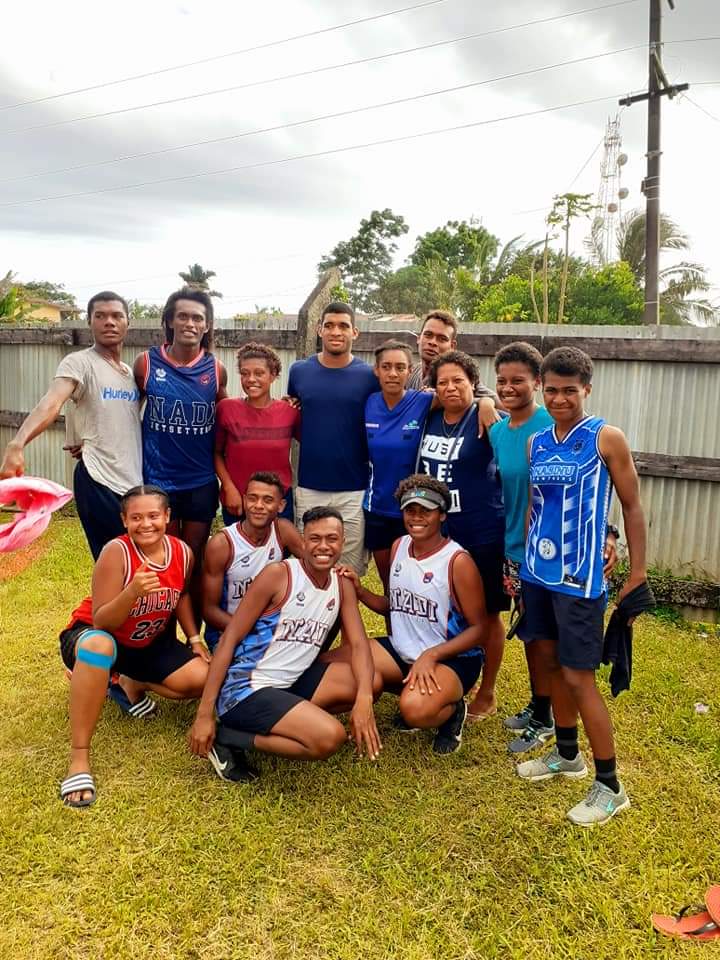 robanakadavu_'s tweet photo. I miss playing 🤍😭 #VulaniSwift
*my stomach popping in the first photo* 🤦♀️
#DranikulaSevens2019 #SwiftTeam https://t.co/croJLdW5ds