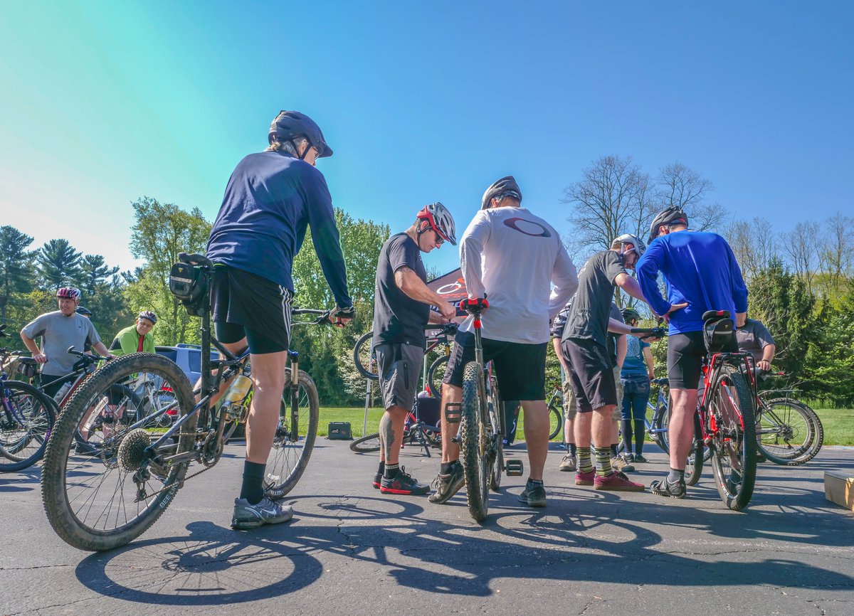 woodparkdist's tweet photo. Mountain Bike Meet-up
Monday, 8/9/21; 6 - 7:30 pm
Rudolph Bike Park, 14038 Mermill Rd, Rudolph

No need to register for this free program. #mtb #PumpTrack #Mountainbike #ohio #nwohio #WoodCounty #parks #bikecourse https://t.co/syA9POwVNi