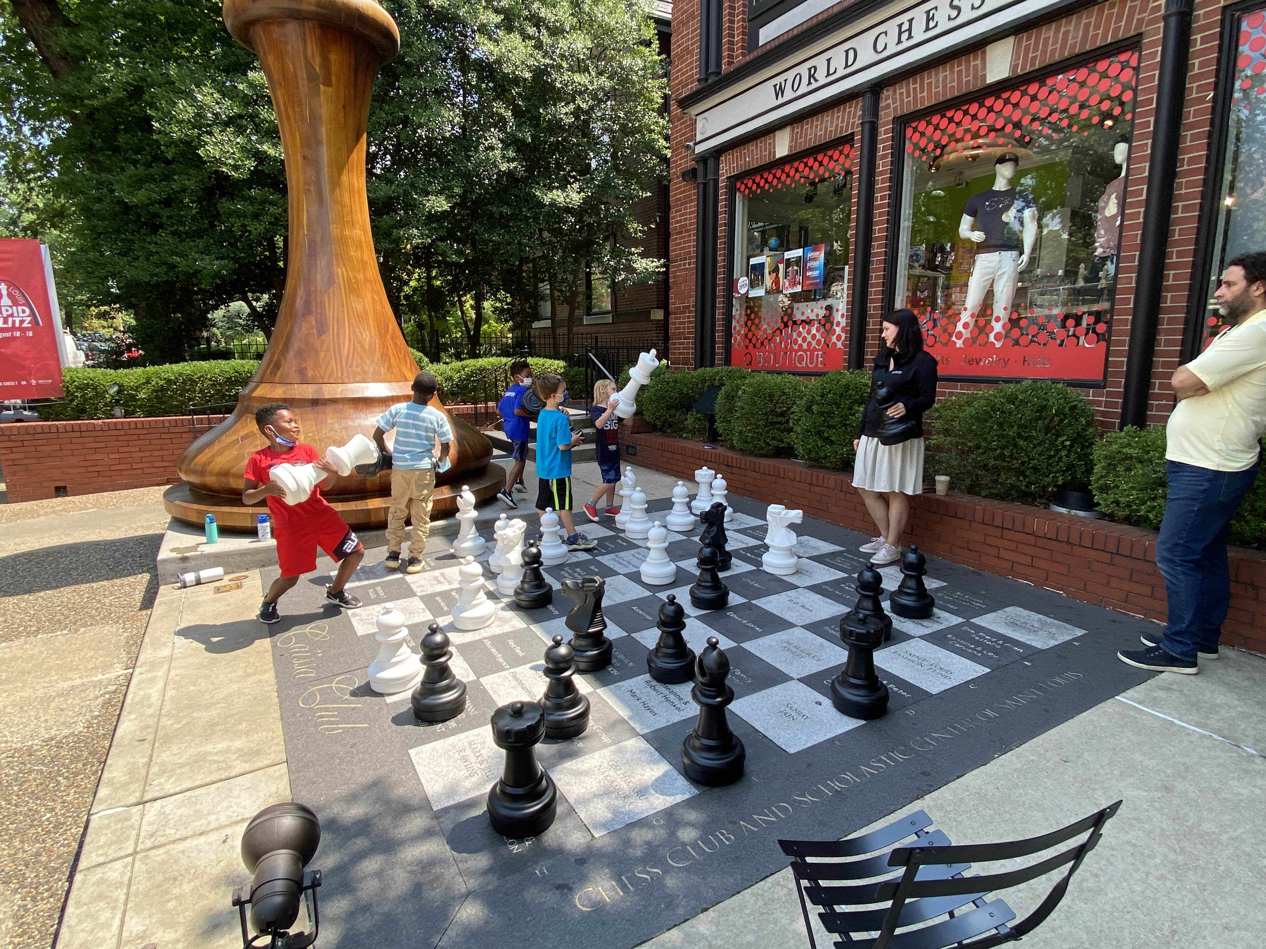 Saint Louis Chess Club on X: Check out this interesting position resulting  from the London System. Follow the action Live to see this game unfold.⬇️   #USChessChamps #STLChessClub   / X