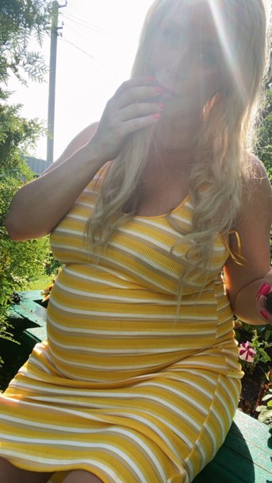 AngelBusty69’s pics and videos