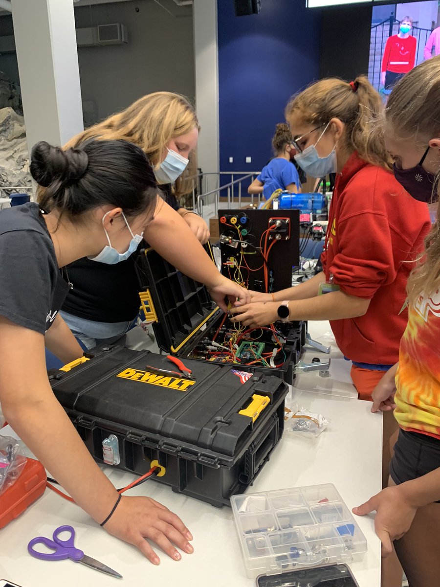 matecenter's tweet photo. The #watergame HEAT IS ON! 🔥 Teams are getting registered, clearing safety checks, and making necessary adjustments in preparation for the 2021 World Championship! #MATEROV #MATE2021 https://t.co/Dg66F0jx2R