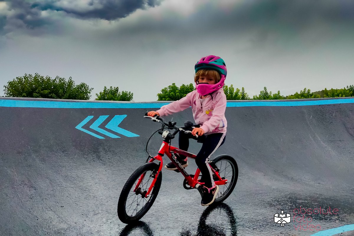 FotoAbsolute's tweet image. Isabelle - 5 years/anys/años

PumpTrack Park Corça, Catalunya

#PumpTrackParkCorçà
#PumpTrack #Corçà #BaixEmporda
#Islabikes #Tomshoo

@ajuntamentcorca @CapitalEmporda @EugeniaGuell
@Islabikes