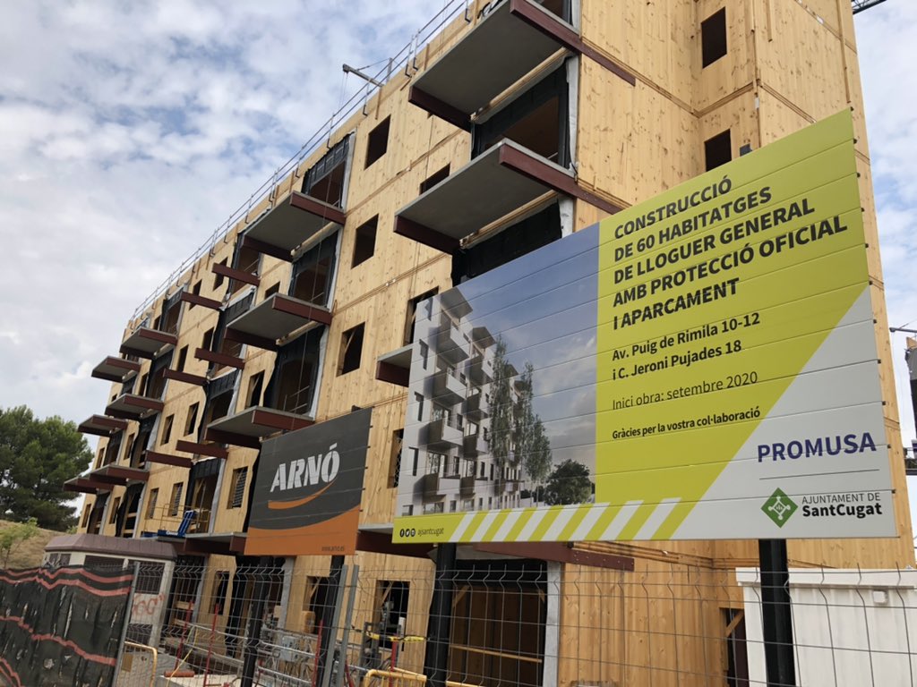 SolerPere's tweet photo. Interessant visita avui a les obres de construcció de vivenda industrial social que està fent #PROMUS al barri de Can Mates #SantCugat amb visió sostenible i eficiència energètica @ajsantcugat https://t.co/4kdYw36yYm