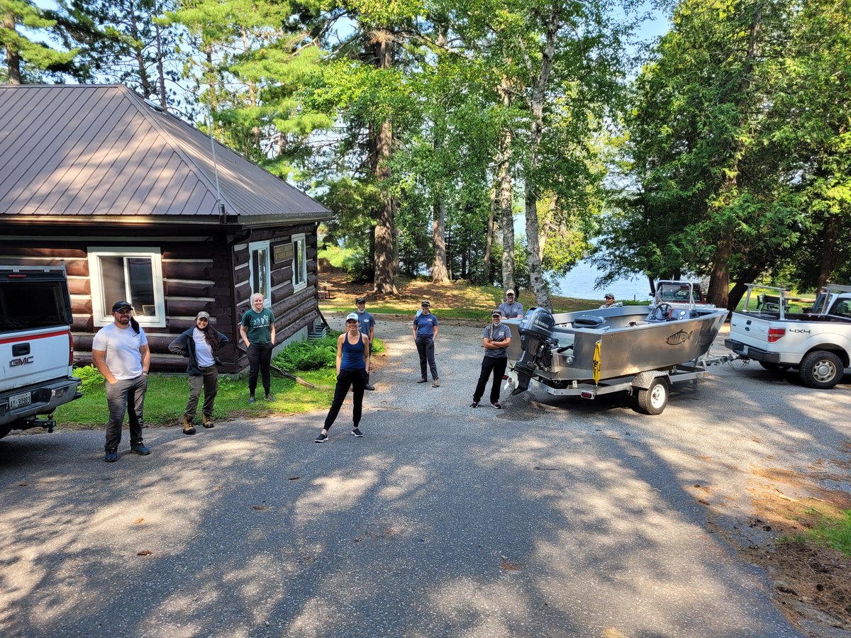 finally field work gets underway on the Smoke Canoe &amp; Tea Lakes project.  Fish movement in acoustic arrays, hydroacoustic surveys, seasonal and individual isotopic patterns &amp; physical limnology.... nothing better! @mccannlab <a href="/bailey_mcmeans/">Bailey McMeans</a> @EFD_Toronto <a href="/fisk_lab/">Fisk Lab</a>
