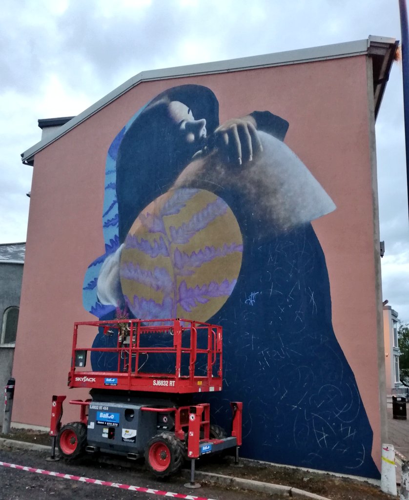 DaisyChainInc's tweet photo. WIP @emicartist #Coleraine #creative #placemaking @CausewayCouncil @CommunitiesNI #visitcausewaycoastandglens https://t.co/YxefTJ9A4o