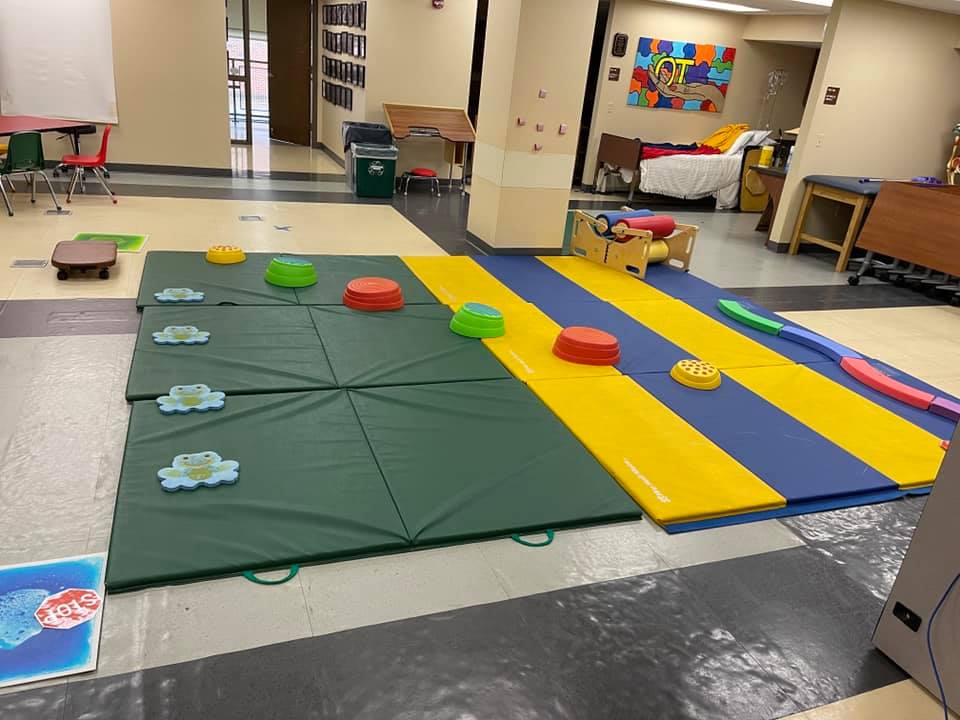 MisericordiaU's tweet photo. .@MisericordiaU's Dr. Orley Templeton, Dr Lori Charney &amp; 9 MSOT fieldwork students recently hosted a pro bono summer OT clinic at Passan Hall. The clinic provided children from the surrounding area with an assortment of OT services! 📸s by @MisericordiaOT https://t.co/Ae58Ajppip