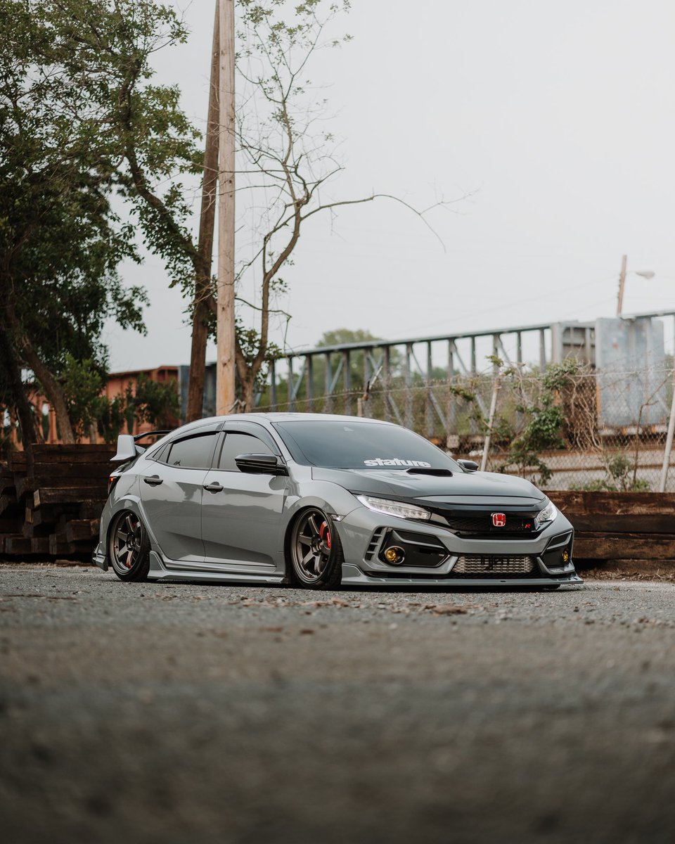 EueyMedia's tweet photo. Honda 😳 #honda #civic #jdm #stance #bagriders #photography https://t.co/kpPbmRrzT1
