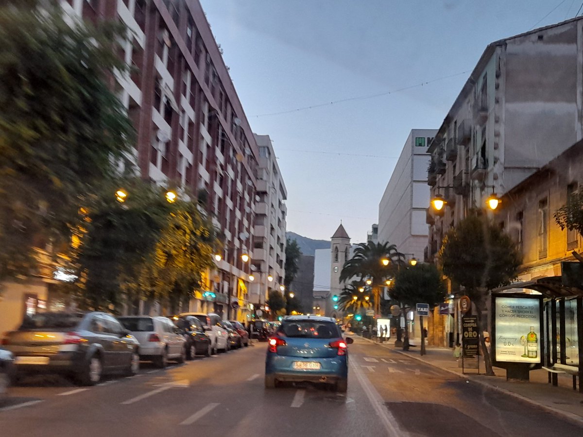 JuditAlujes's tweet photo. @nuvj1 #Alcoi #Alacant
Visita relampago ! Maravillosos recuerdos de mi infáncia 🤩🙏❤. #Benimarfull, la meua besàvia i iaia van néixer ací .....tinc sanguetta de les teves terres 🤩💪❤ .
Demà ja baixem cap a Marbella. https://t.co/EIyiMOAcg8