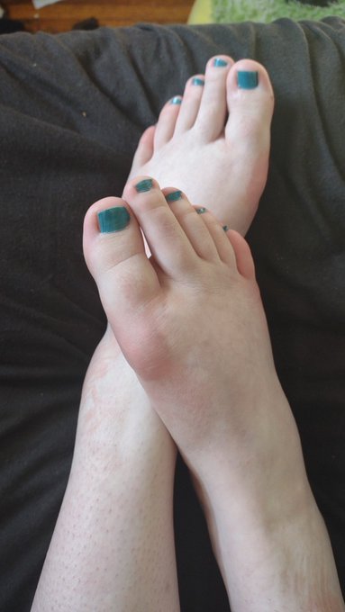 Look at these perfect feet, I want to see you worship them On your knees beta  &bull; foot godess findom &bull;<a href="/tag/mytwitteranniversary"class="tags"><span>#mytwitteranniversary</span></a>