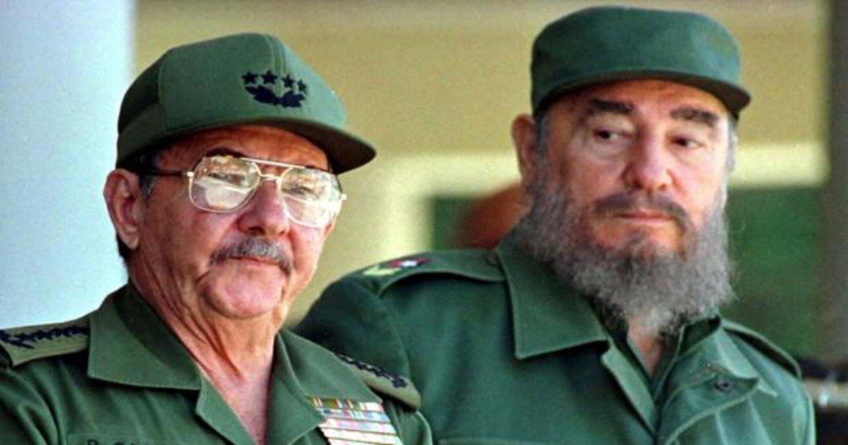Los hombres mueren, el Partido es inmortal. "Fidel. 40 Aniversario del INDER 23 feb 2001" #PatriaOMuerteVenceremos #CubaNoEstaSola #CubaEsHumanidad