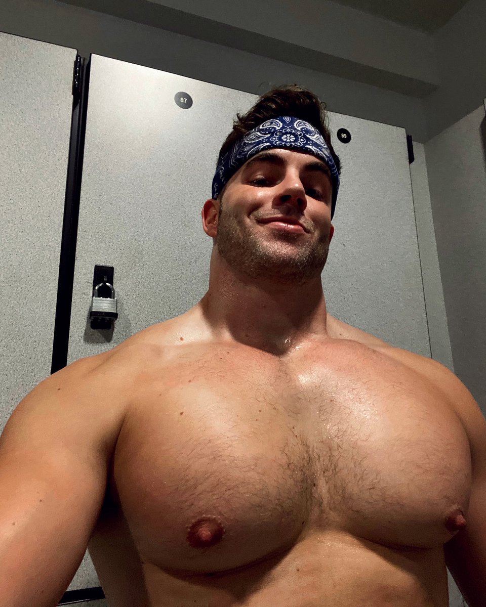 deBruinDane's tweet image. See ya next month mustache.